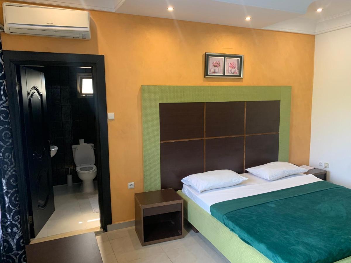 Class Hotel Brazzaville Exterior foto