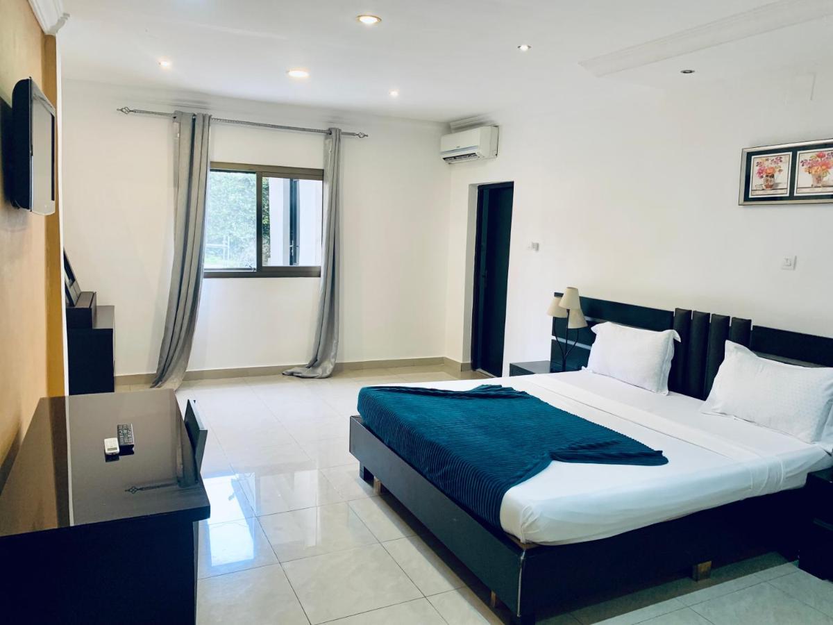Class Hotel Brazzaville Exterior foto