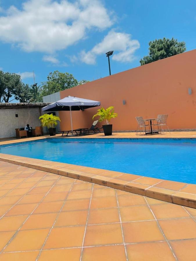Class Hotel Brazzaville Exterior foto