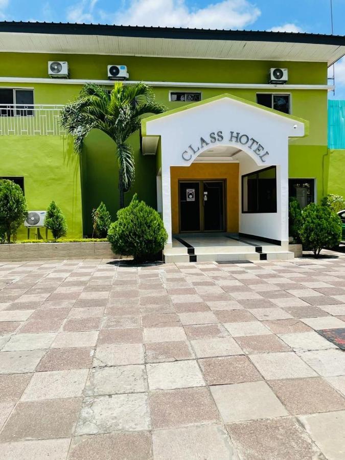 Class Hotel Brazzaville Exterior foto