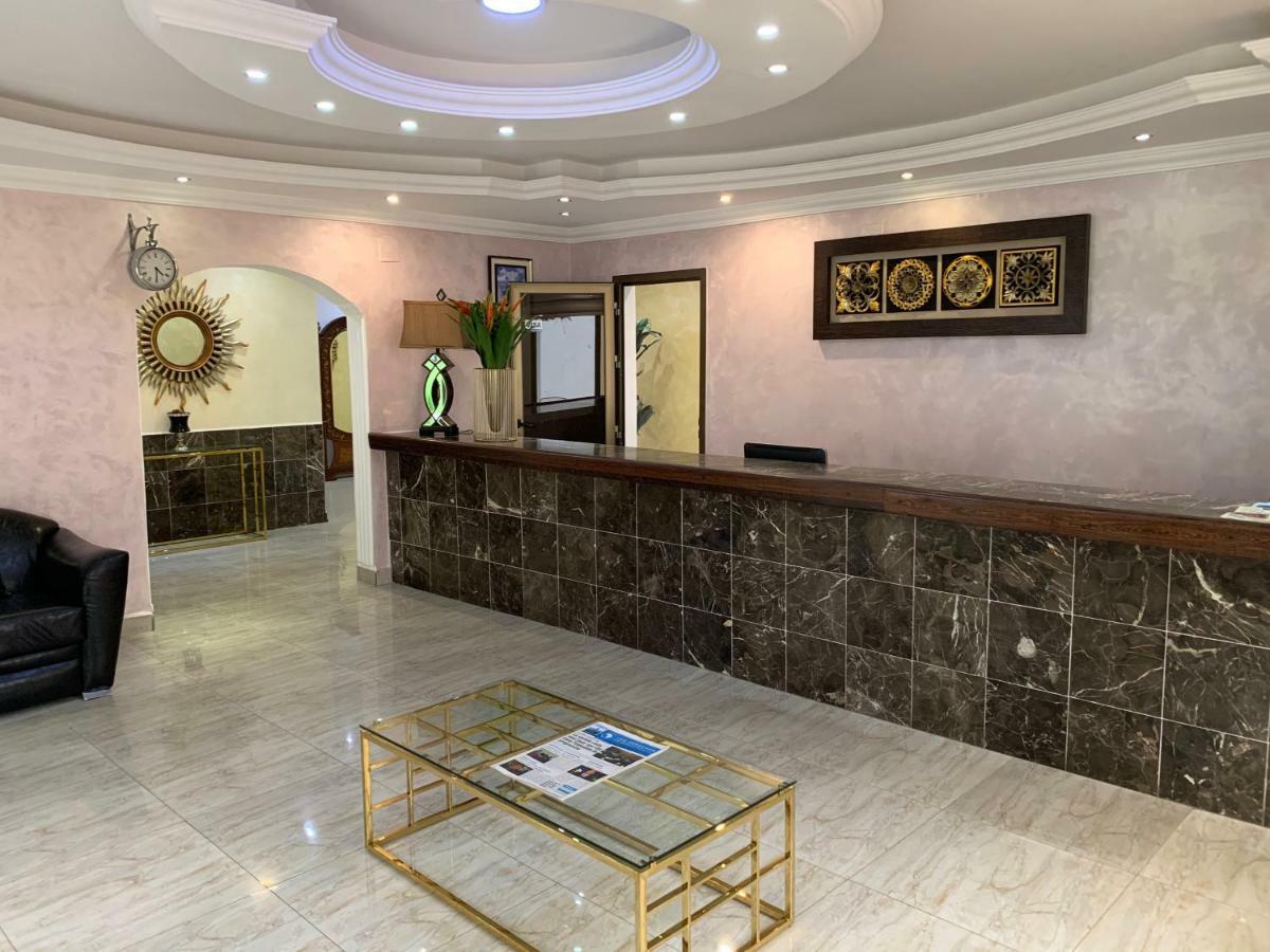 Class Hotel Brazzaville Exterior foto