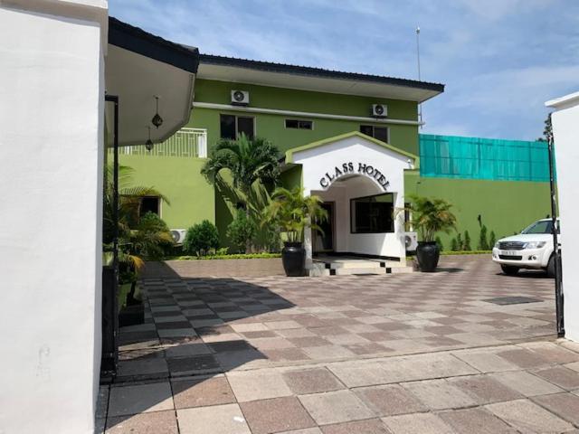 Class Hotel Brazzaville Exterior foto
